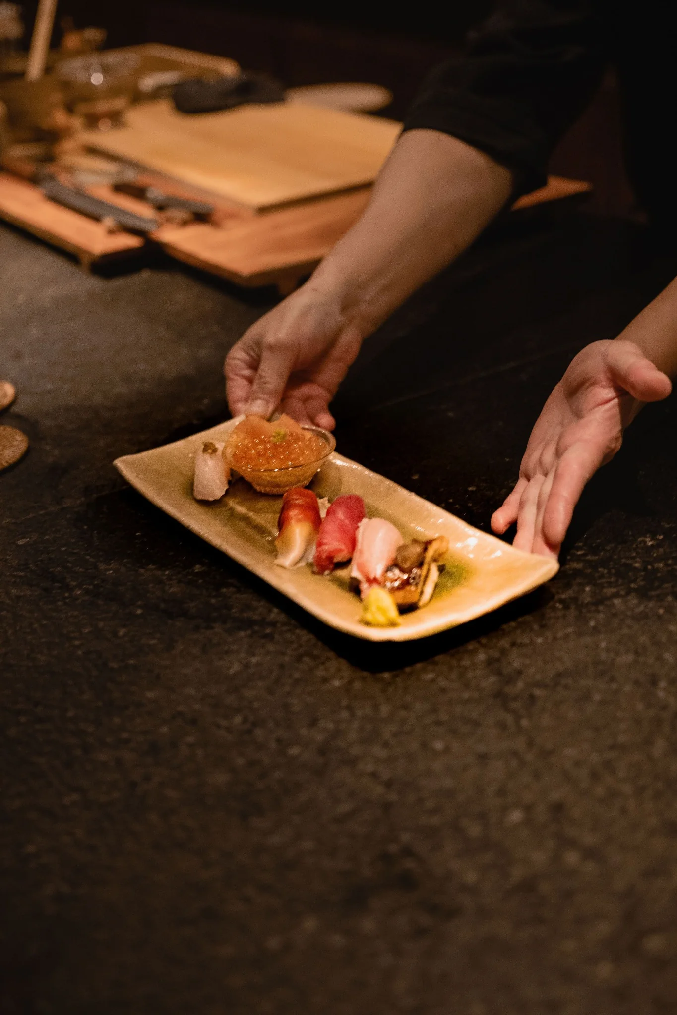 Kuu Jū — sushi being served
